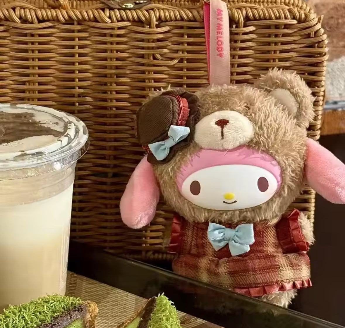 CHAVEIRO SANRIO MINISO BLIND BOX