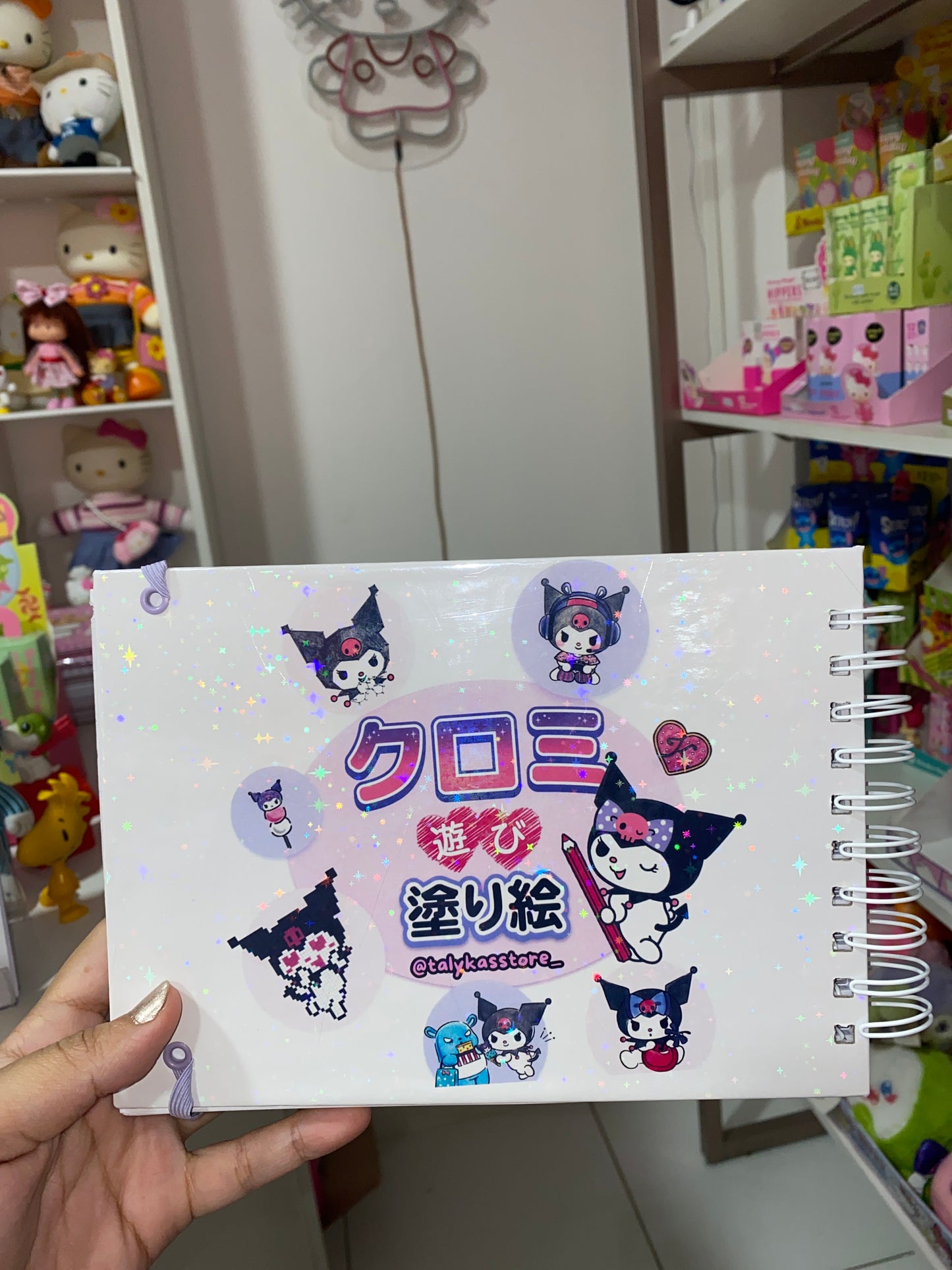 Livro de colorir Kuromi 2