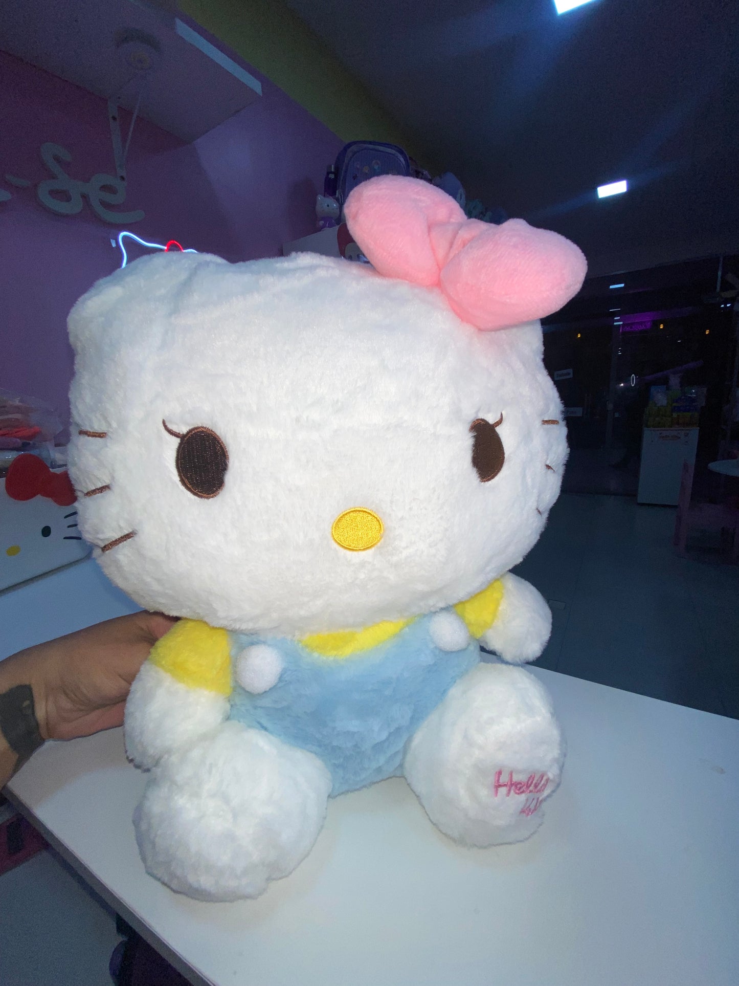 MOCHILA GRANDE HELLO KITTY