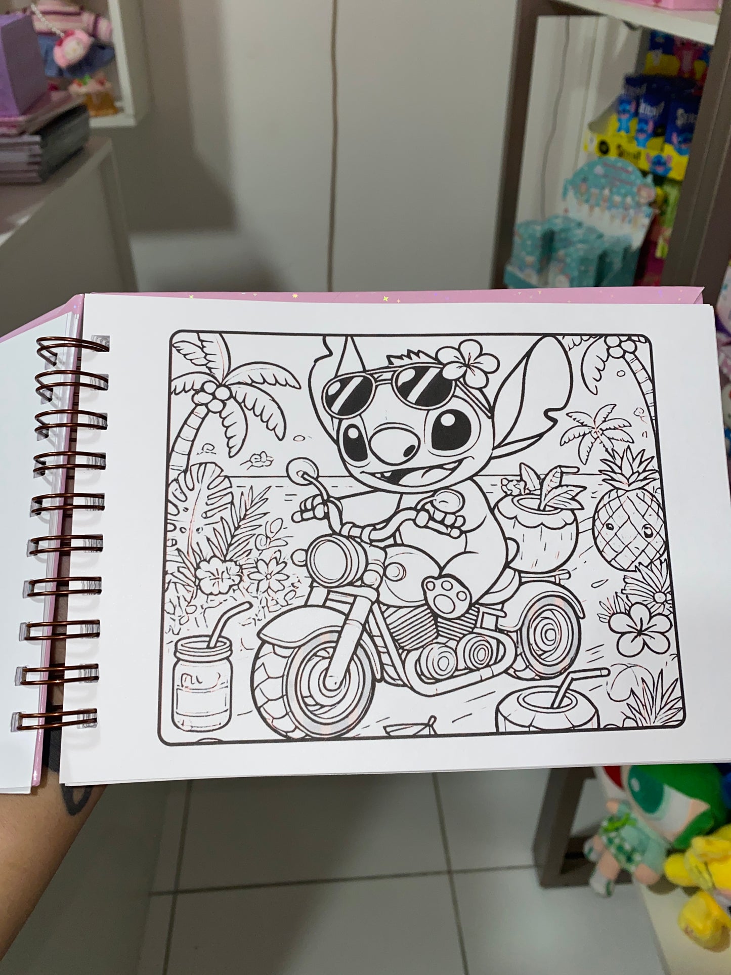 LIVRO DE COLORIR STITCH