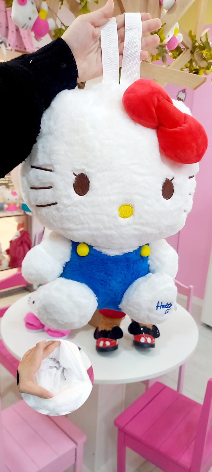 MOCHILA GRANDE HELLO KITTY