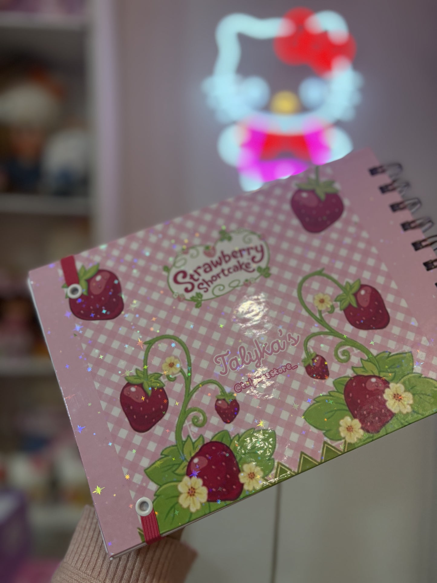 LIVRO DE COLORIR MORANGUINHO