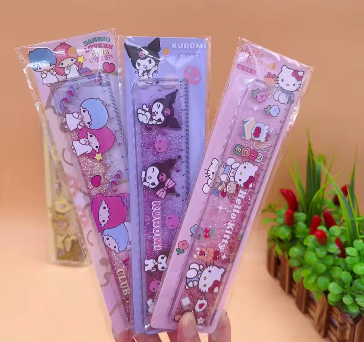 REGUA 20 CM COM GLITTER HELLO KITTY