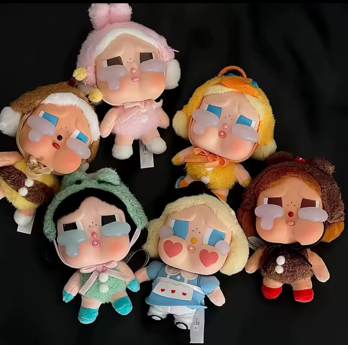 CRY BABY pop mart