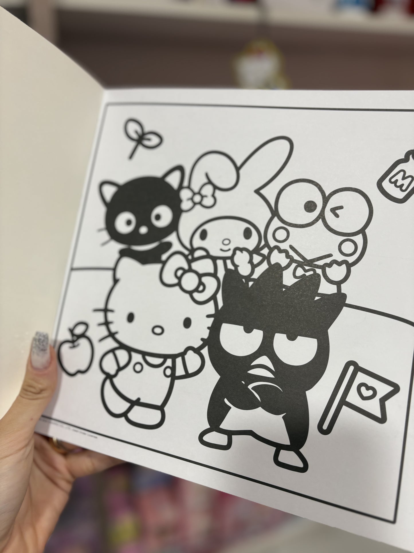 LIVRO DE COLORIR HELLO KITTY E AMIGOS