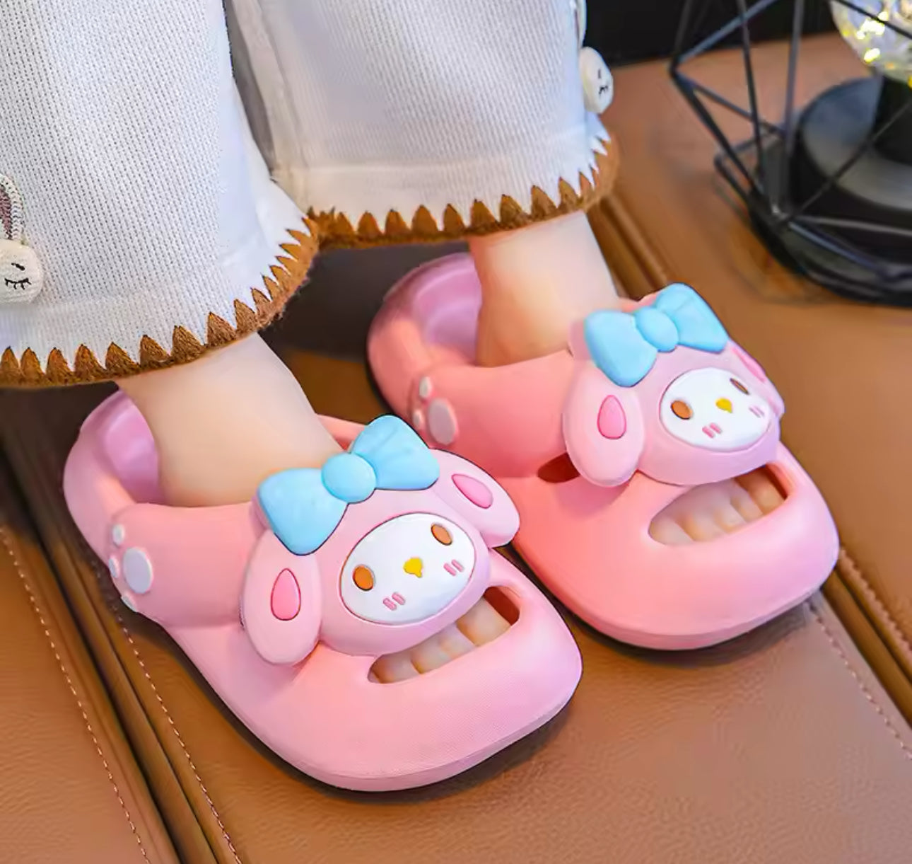 SANDÁLIAS SANRIO KUROMI E MY MELODY