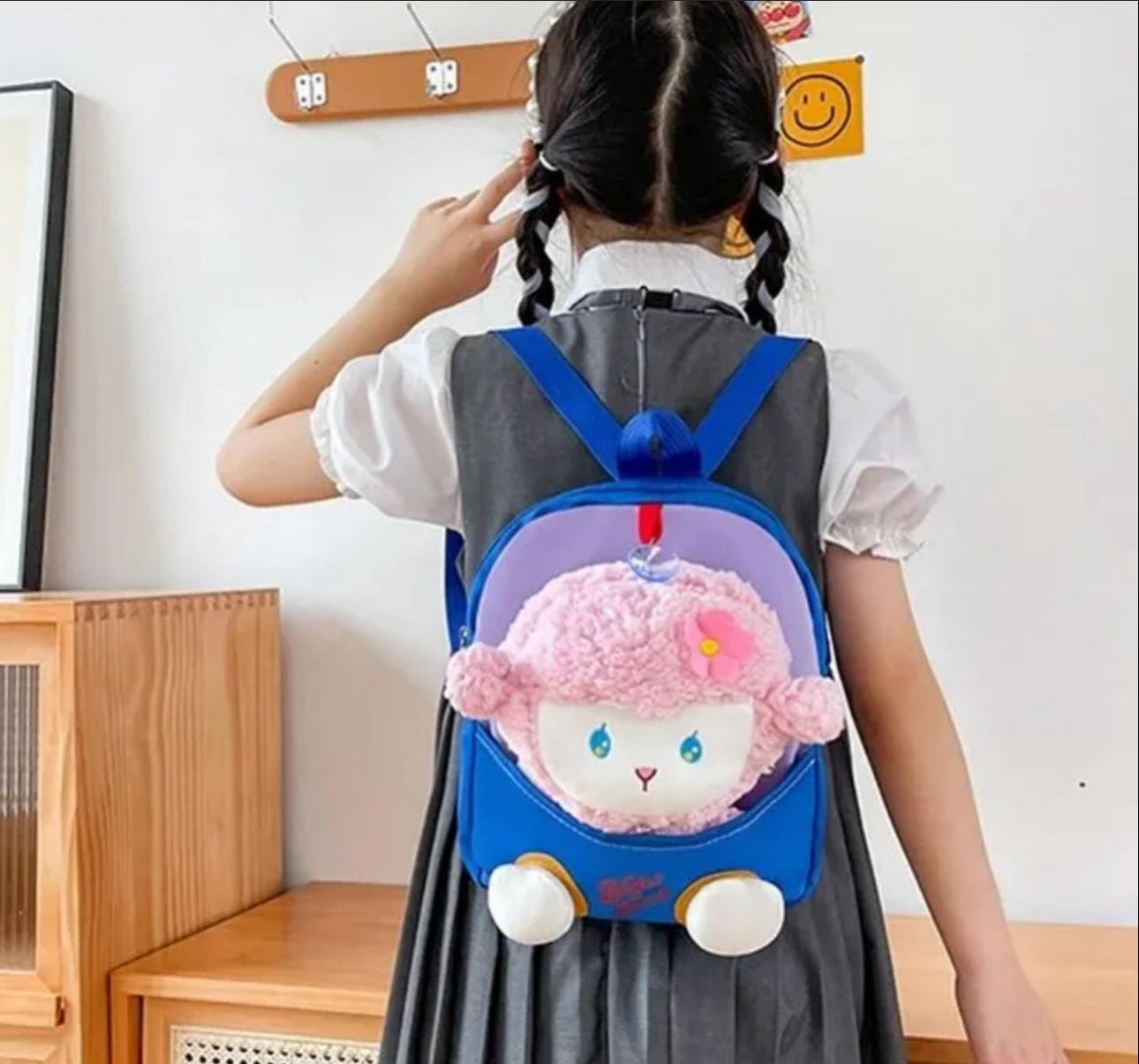 MOCHILA COM PELÚCIA