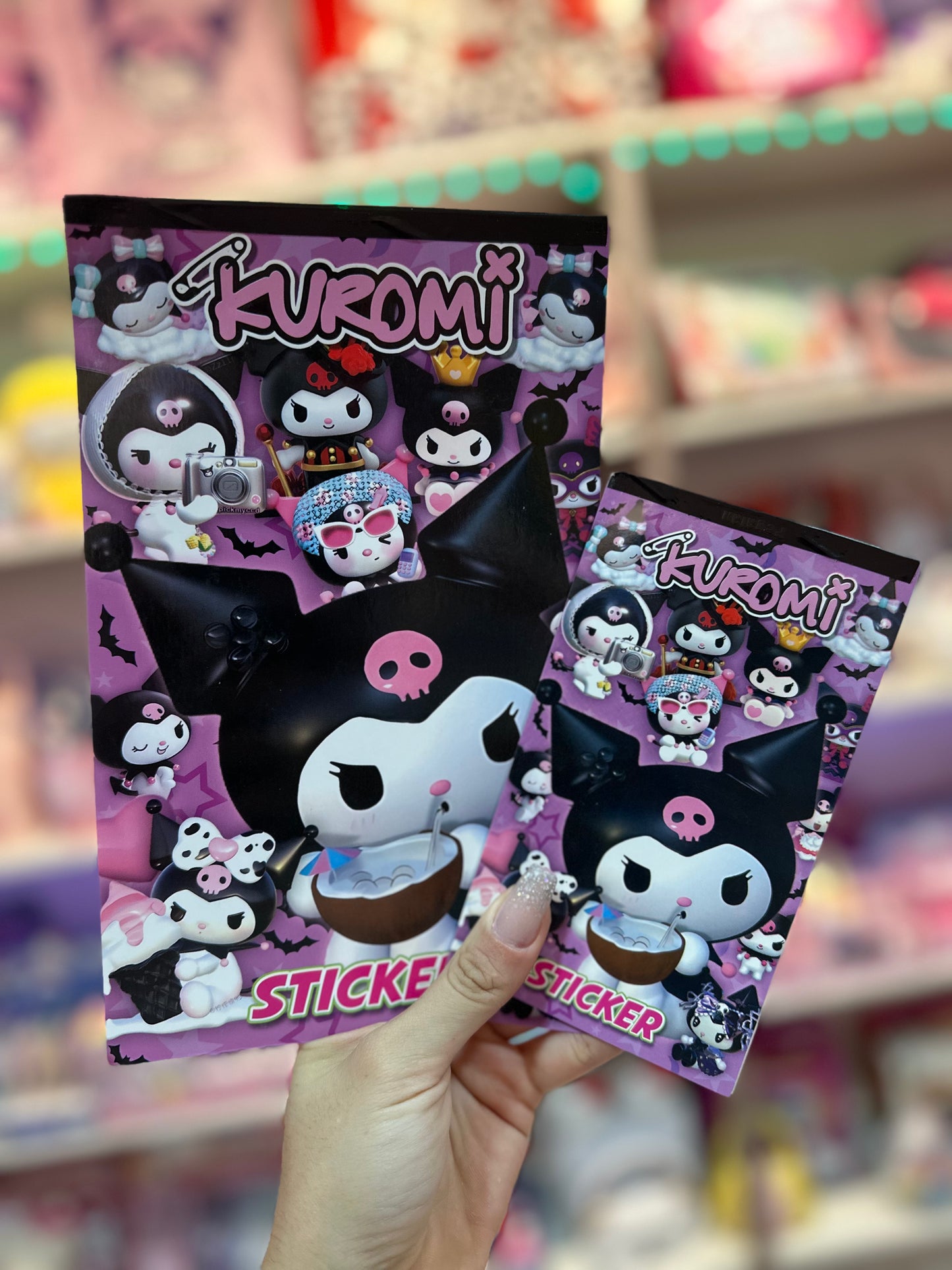 CADERNETA DE ADESIVOS SANRIO