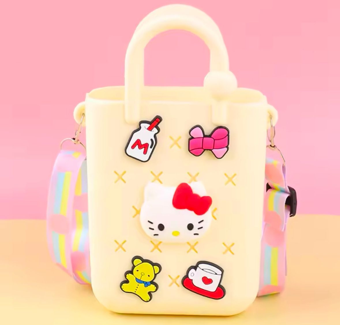 SANRIO BAGS PINS