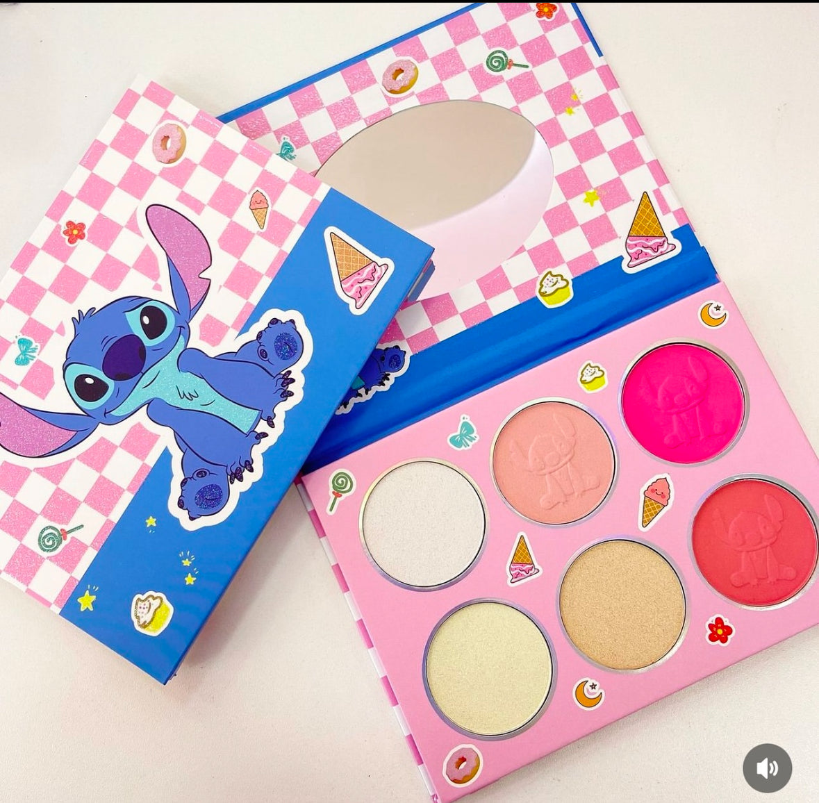 PALETA DE BLUSH E ILUMINADOR STITCH