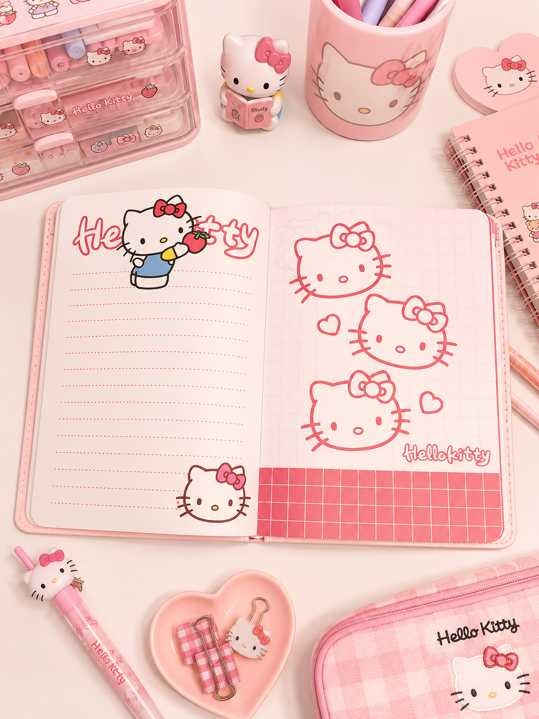 AGENDA HELLO KITTY FOLHAS SUPER DECORADAS