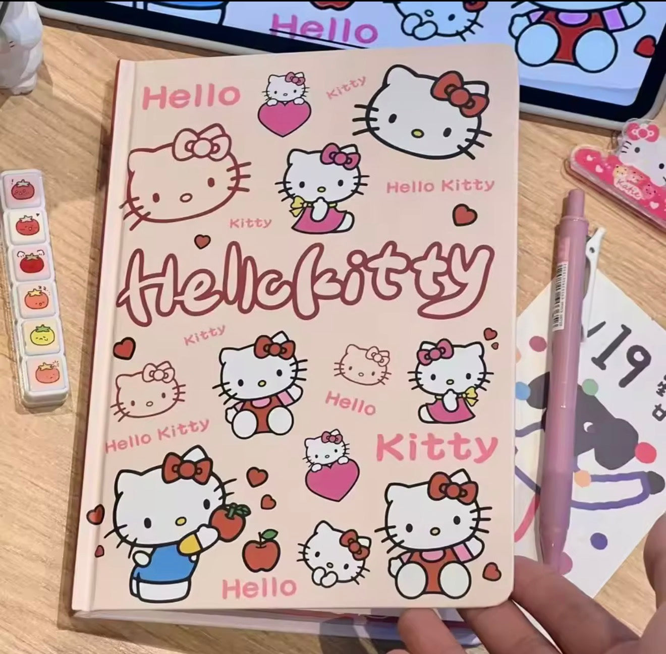 AGENDA HELLO KITTY FOLHAS SUPER DECORADAS