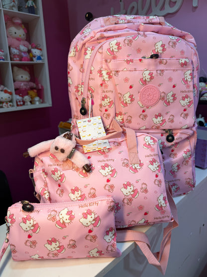 KIT MOCHILA KIPLING E HELLO KITTY MATERIAL IMPERMEÁVEL