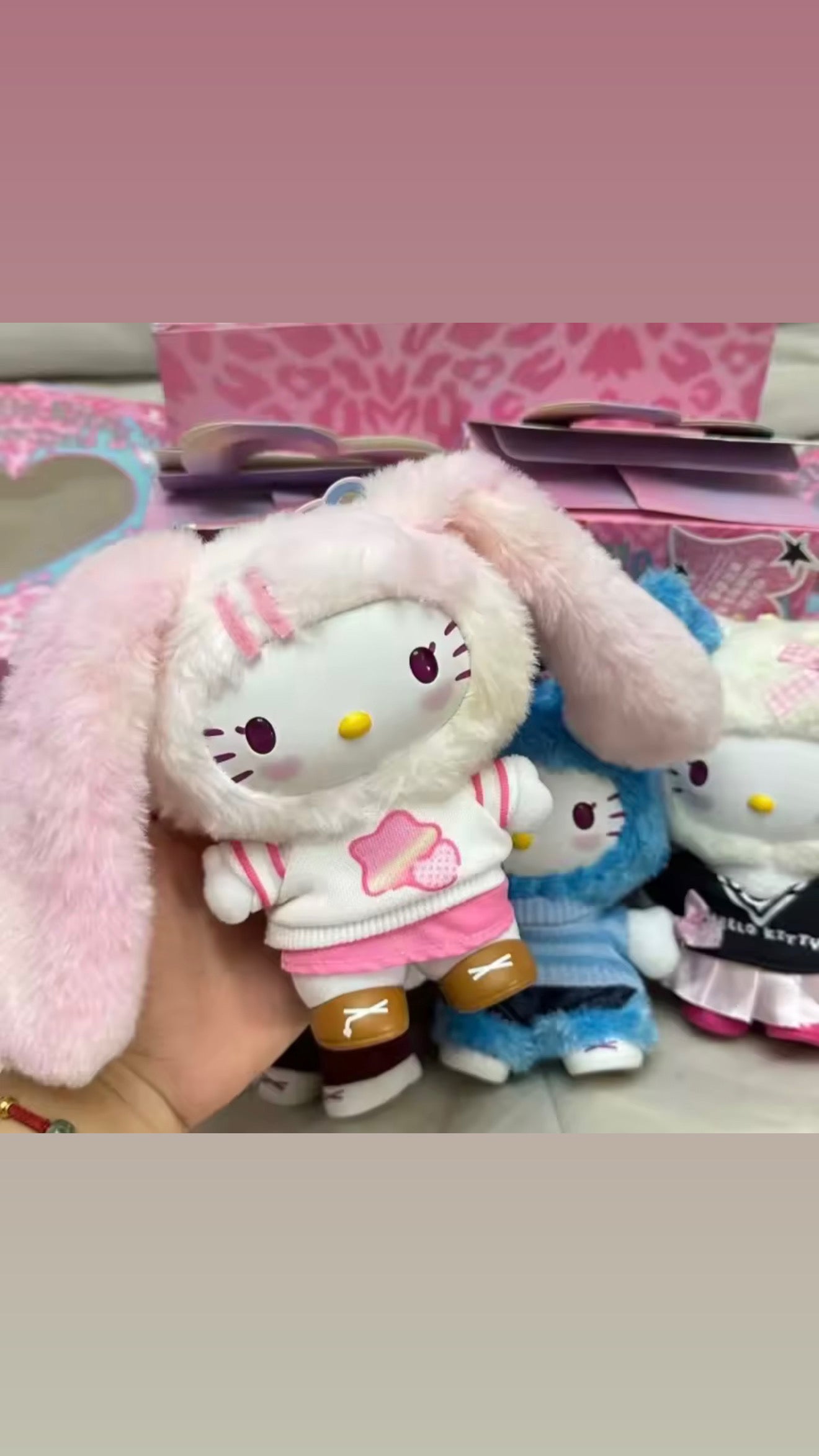 BLIND BOX HELLO KITTY MINISO SUPER STAR ⭐️