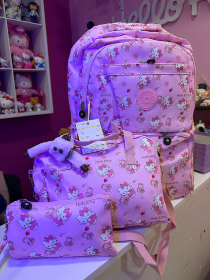 KIT MOCHILA KIPLING E HELLO KITTY MATERIAL IMPERMEÁVEL