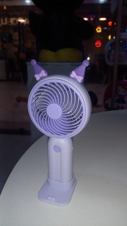 VENTILADOR PORTÁTIL REGARREGAVEL E COM SUPORTE KUROMI