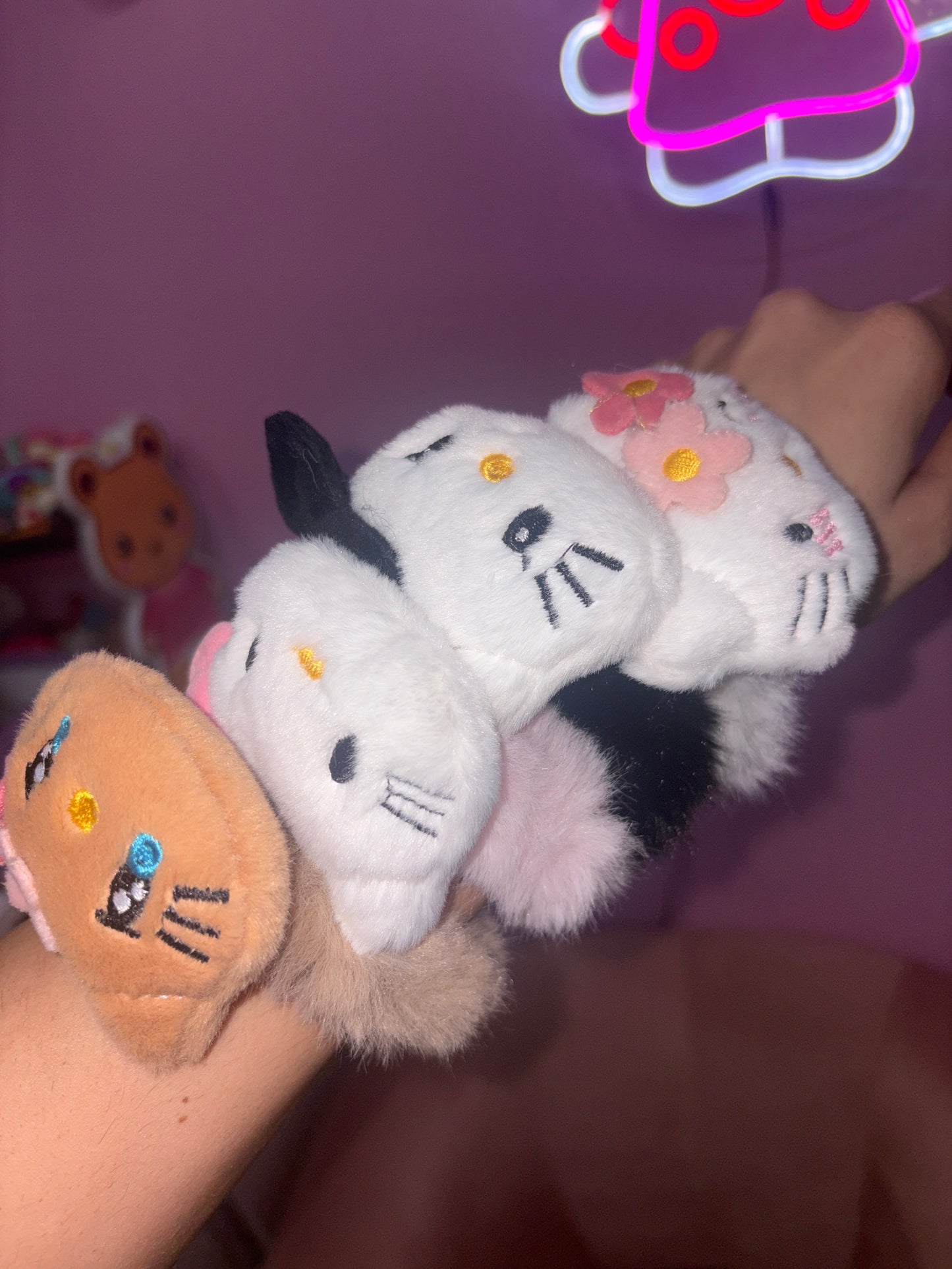 POMPOM HELLO KITTY VARIADO