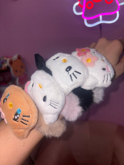 POMPOM HELLO KITTY VARIADO