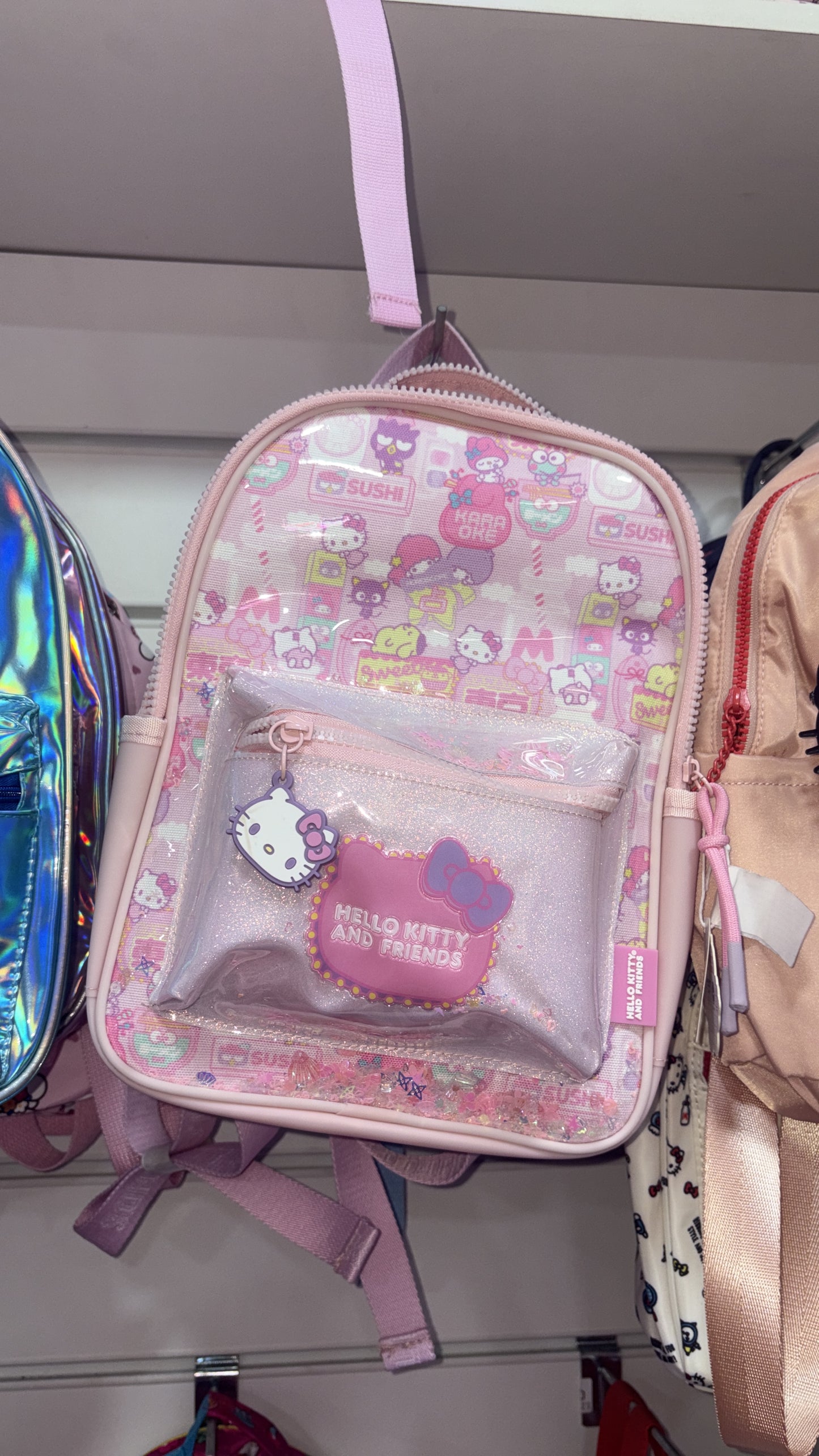 MOCHILA MEDIA HELLO KITTY