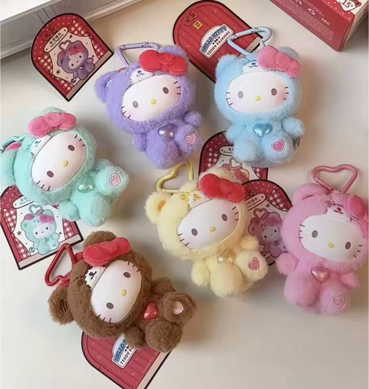 BLIND BOX HELLO KITTY TOP TOY CHAVEIRO URSINHO