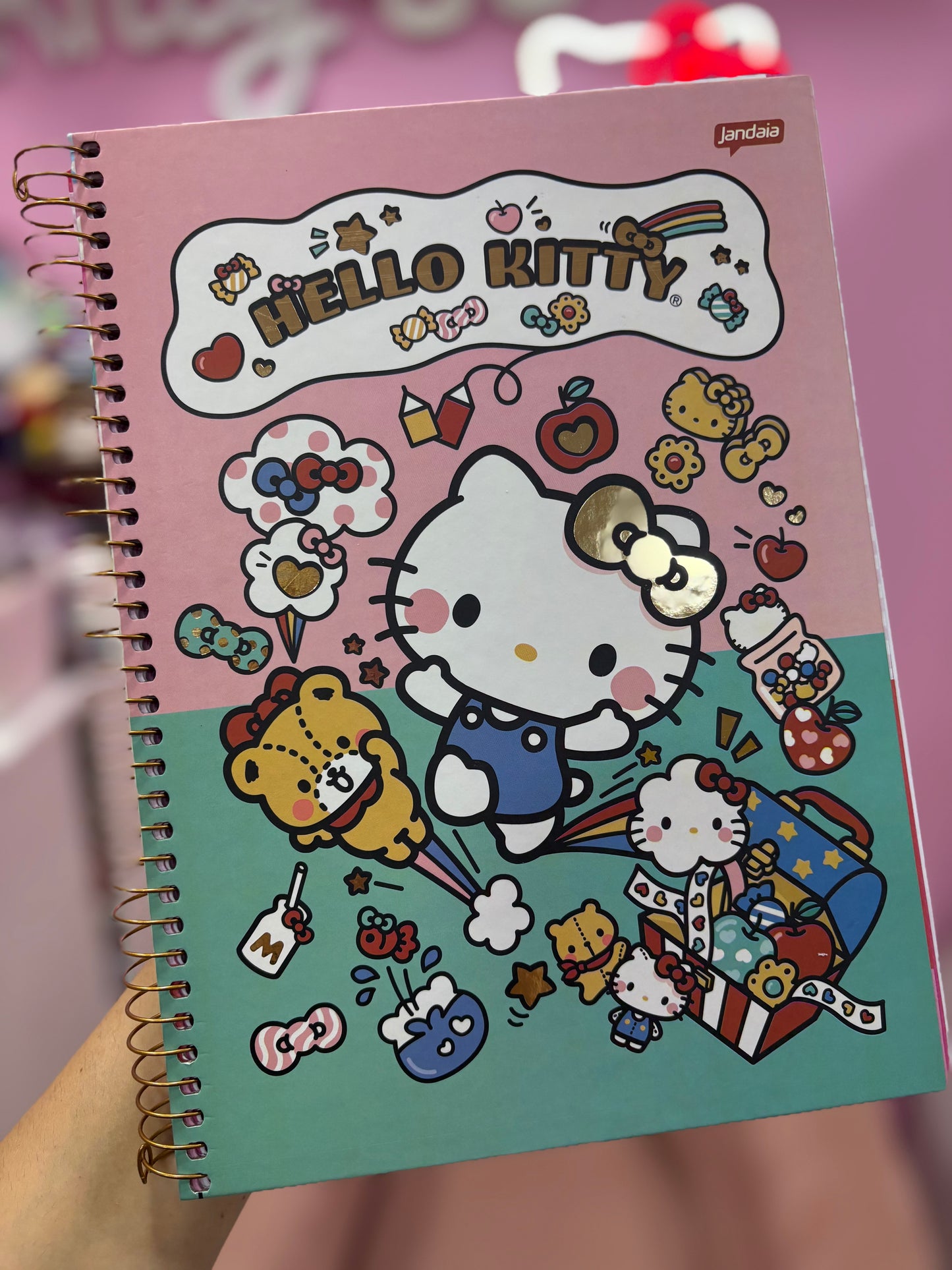 CADERNO HELLO KITTY 10 MATÉRIAS CAPA 2026