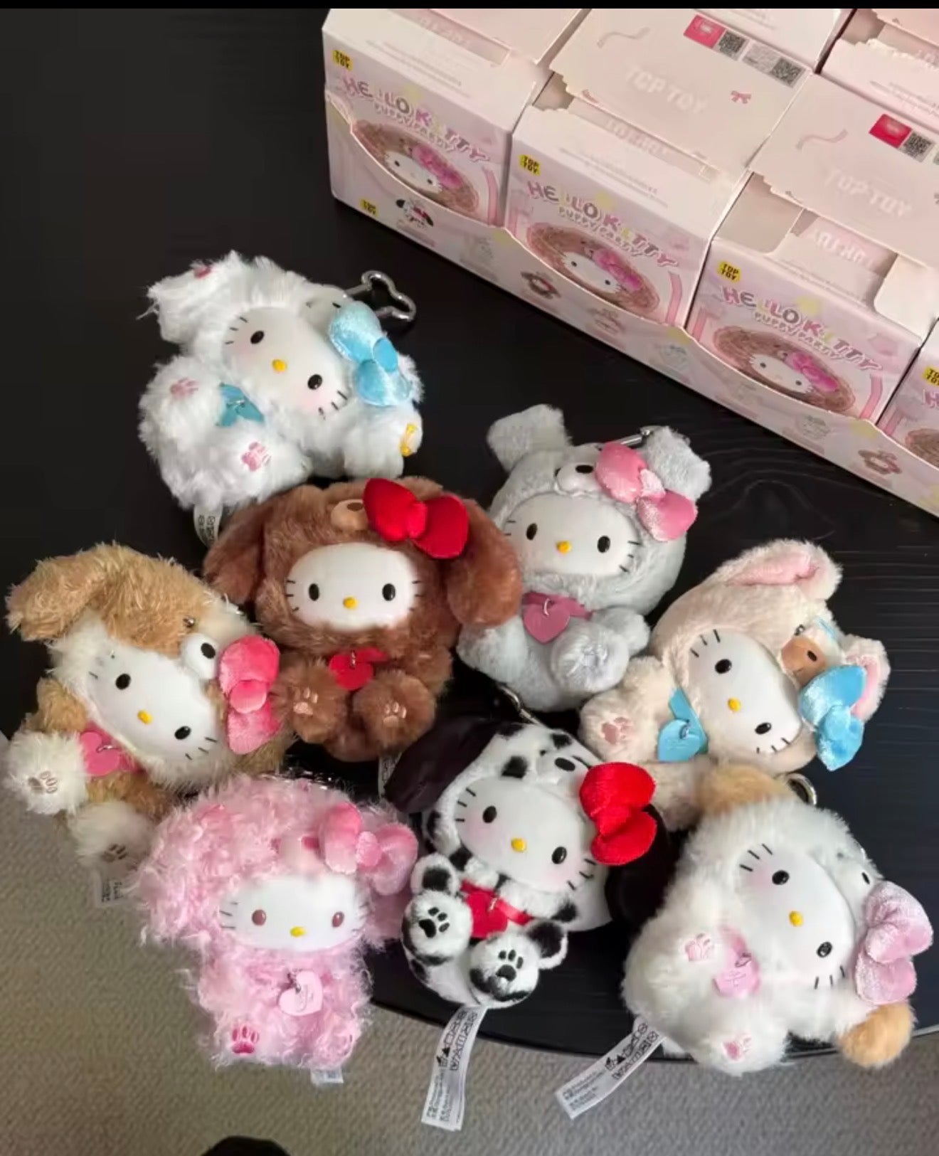 CHAVEIRO BLIND BOX ORIGINAL SANRIO, IMPORTADO, HELLO KITTY CACHORRINHO