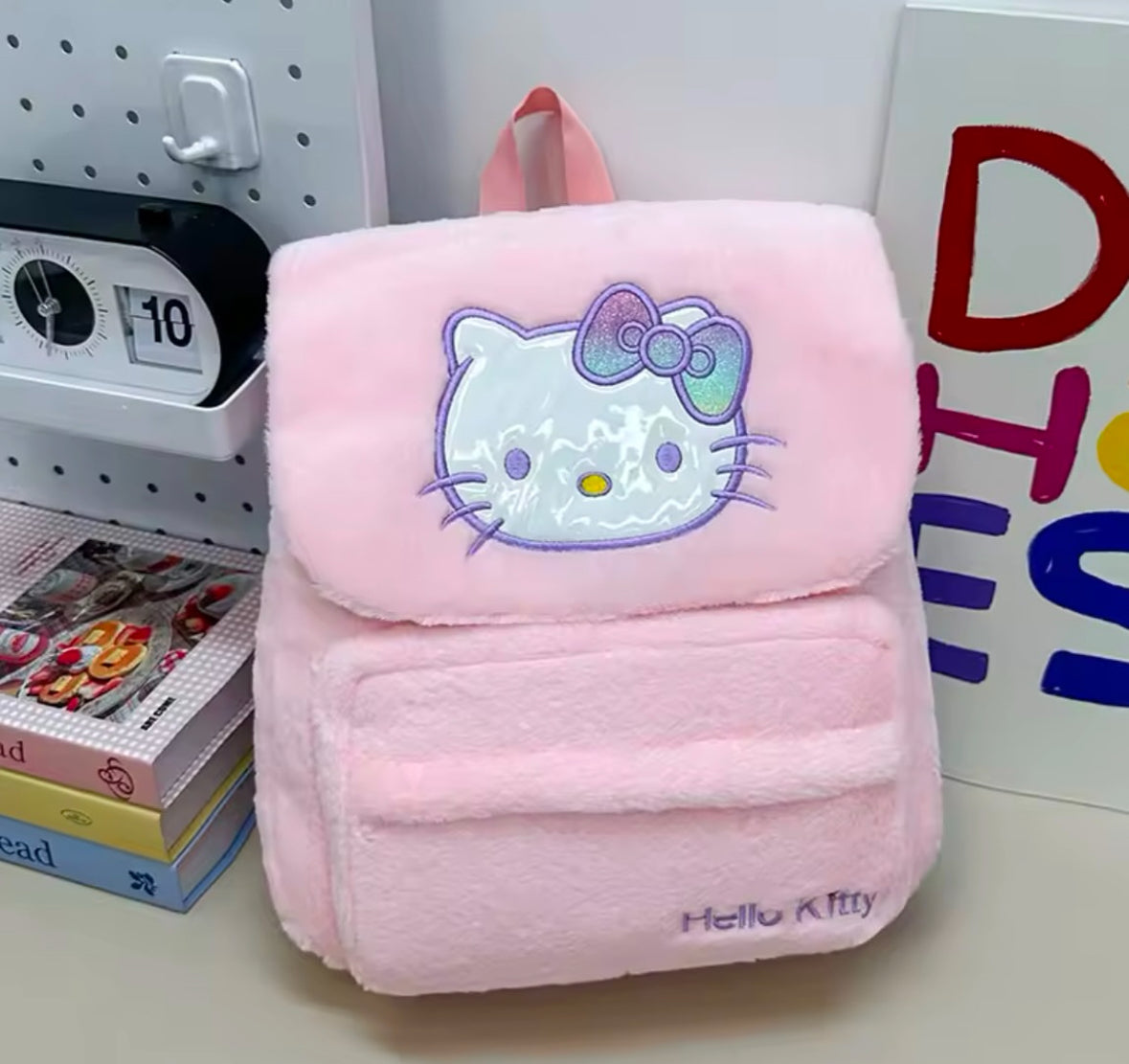MOCHILA HELLO KITTY PELÚCIA