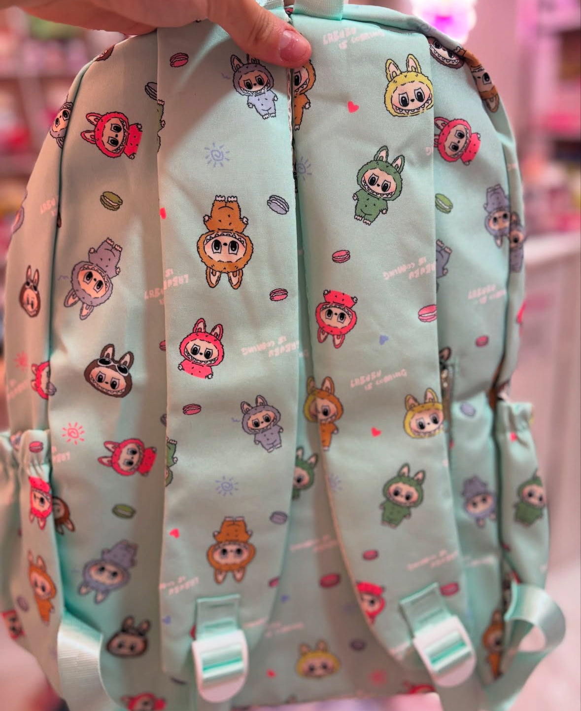 Mochila labubu grande com chaveiro