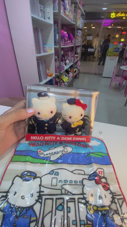 KIT VINTAGE SUPER RARO IMPORTADO JAPÃO ANOS 2000 HELLO KITTY E DANIEL COMISSÁRIO DE BORDO